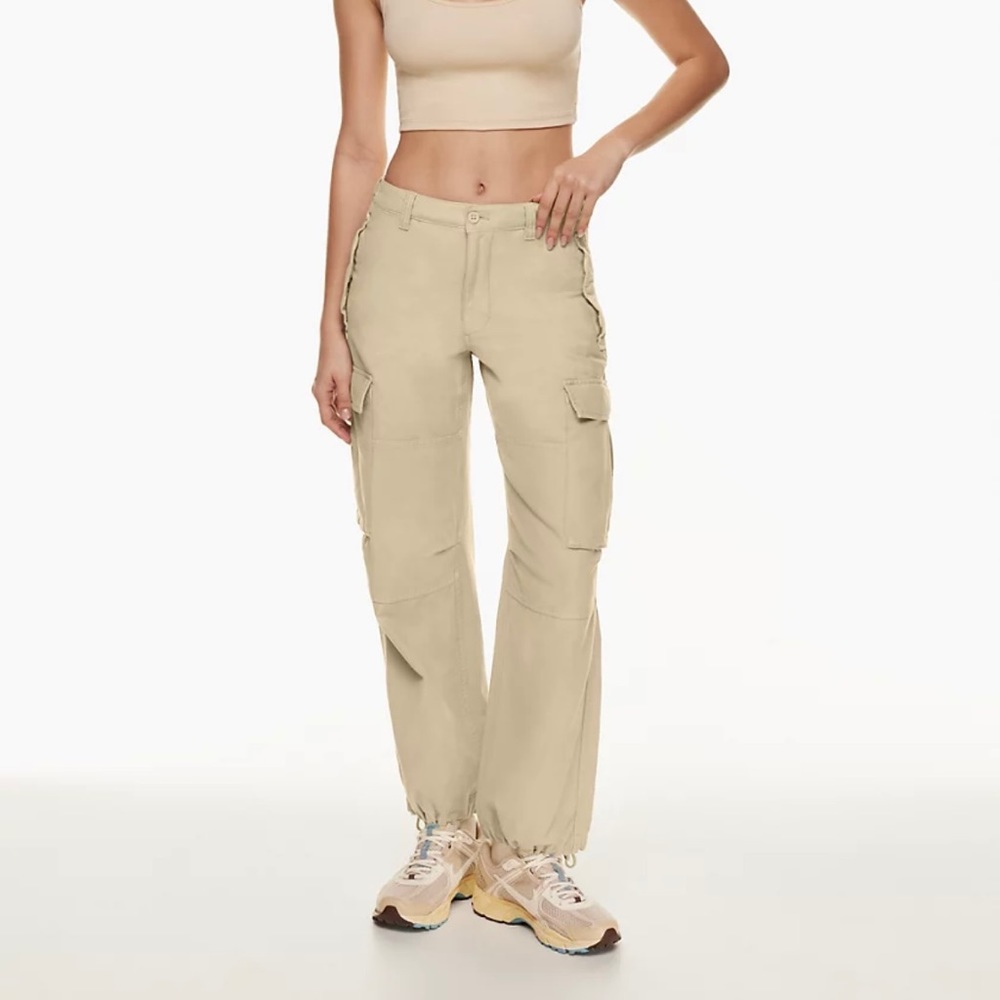 NWOT Aritzia Tna Supply Cargo Pants
